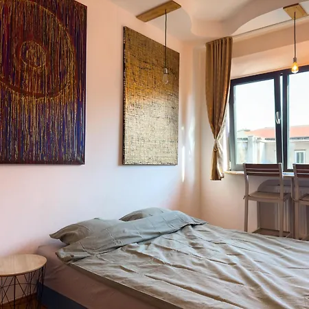 Apartment Retreat Universitate *