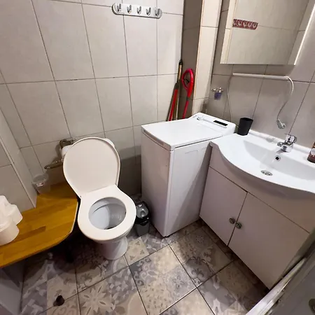 Retreat Universitate Apartamento