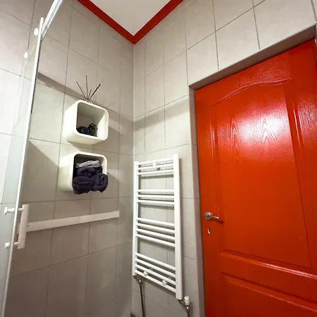 Retreat Universitate Bükreş