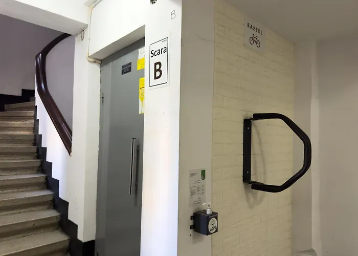 Retreat Universitate Bucureşti